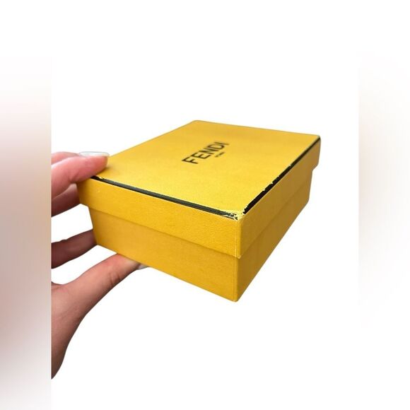 FENDI Box - Picture 2 of 6